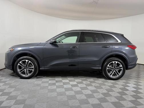 2025 Audi Q5 Premium TFSI quattro S tronic