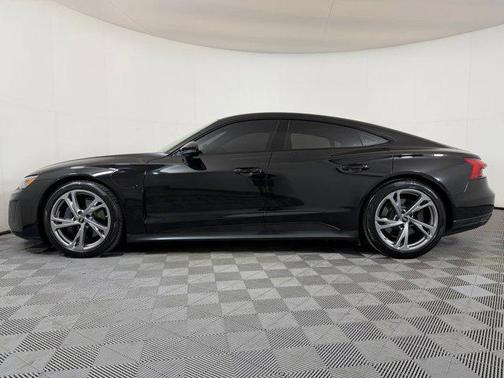 Mythos Black Metallic 2024 Audi e-tron GT Premium Plus quattro
