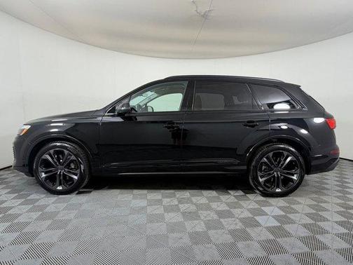 Mythos Black Metallic 2026 Audi Q7 55 Premium Plus