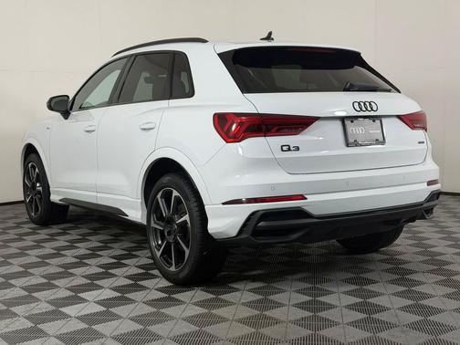 Glacier White Metallic 2025 Audi Q3 45 S line Premium Plus
