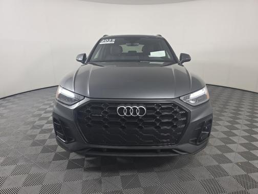 2025 Audi Q5 45 S line Premium