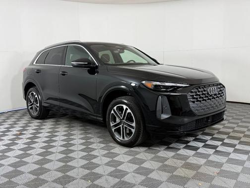 2025 Audi Q5 Premium TFSI quattro S tronic