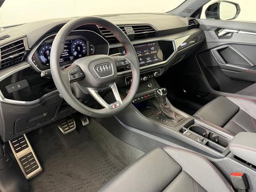 Glacier White Metallic 2025 Audi Q3 45 S line Premium Plus