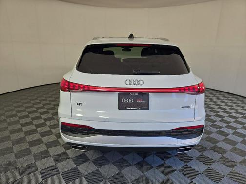 2025 Audi Q5 Premium