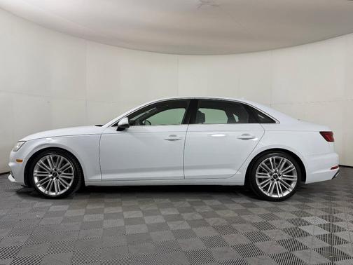 2019 Audi A4 40 Premium