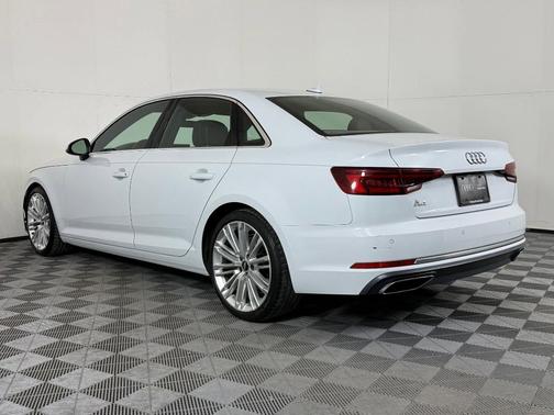 2019 Audi A4 40 Premium