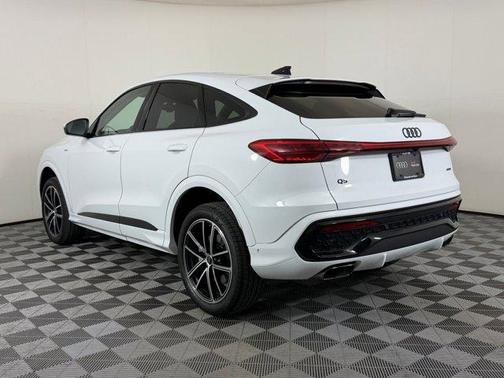 2026 Audi Q5 Sportback Premium Plus TFSI quattro S tronic