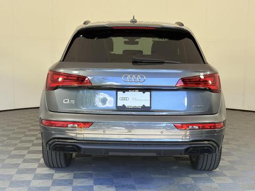 2025 Audi Q5 45 S line Premium