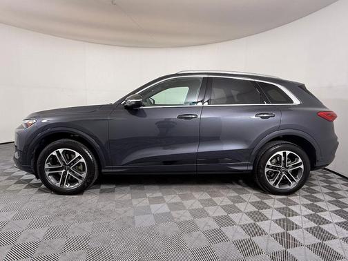 2025 Audi Q5 Premium TFSI quattro S tronic