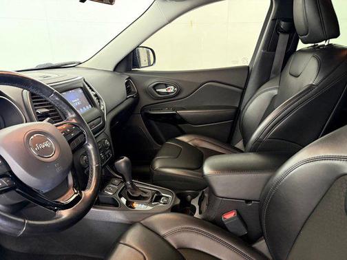 2020 Jeep Cherokee Altitude