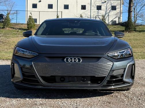 2024 Audi e-tron GT Prestige quattro