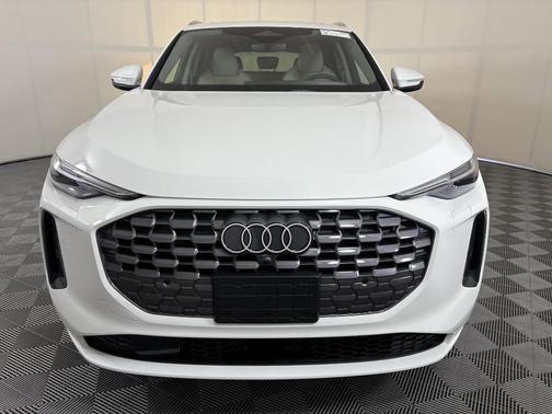 2025 Audi Q5 Prestige TFSI quattro S tronic