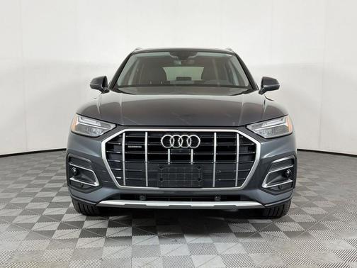 Manhattan Gray Metallic 2023 Audi Q5 40 Premium Plus