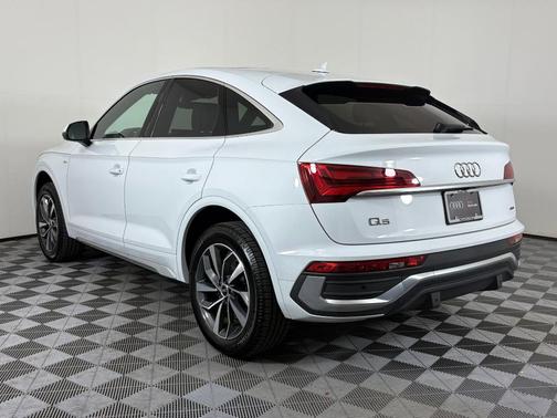 2023 Audi Q5 45 S line Premium Plus