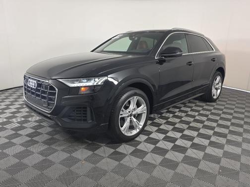 2023 Audi Q8 55 Premium