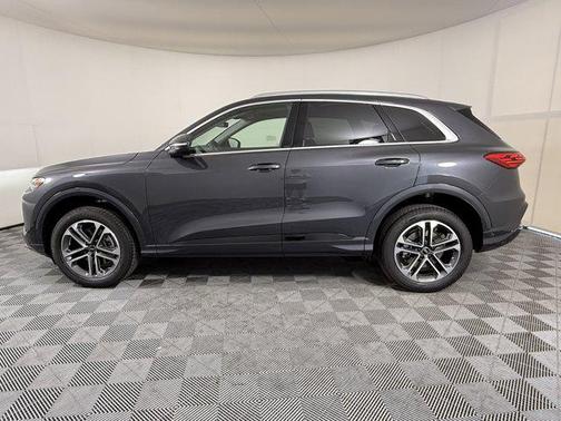 2025 Audi Q5 Premium