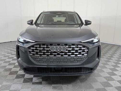 2025 Audi Q5 Premium