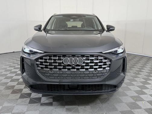 2025 Audi Q5 Premium TFSI quattro S tronic