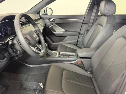 Arkona White 2025 Audi Q3 Premium 45 TFSI S line quattro Tiptronic