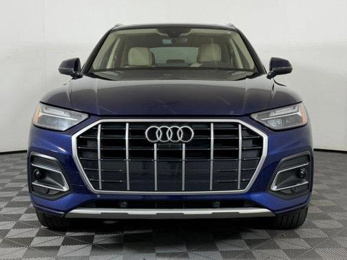 Navarra Blue Metallic 2021 Audi Q5 45 Premium Plus
