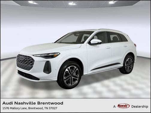 2025 Audi Q5 Premium TFSI quattro S tronic