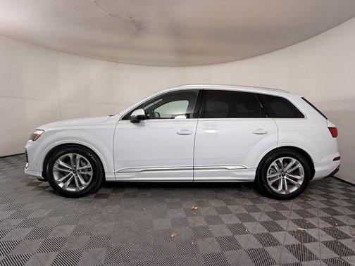 2026 Audi Q7 55 Premium Plus