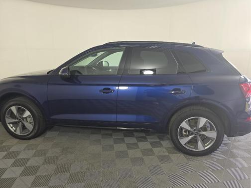 2025 Audi Q5 40 Premium