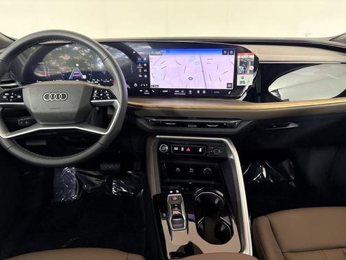 2025 Audi Q5 Premium TFSI quattro S tronic