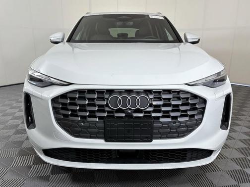 2025 Audi Q5 Premium TFSI quattro S tronic