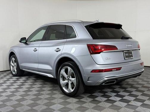2023 Audi Q5 45 S line Premium Plus