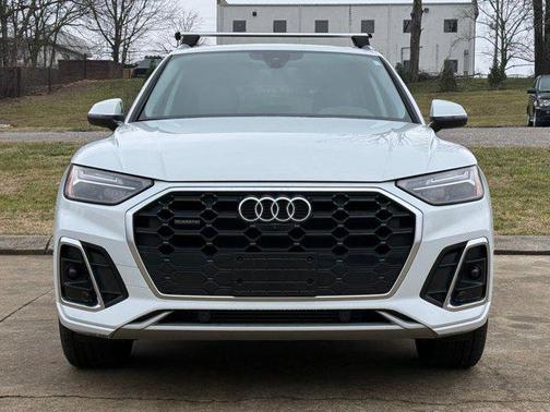 2023 Audi Q5 45 S line Premium Plus