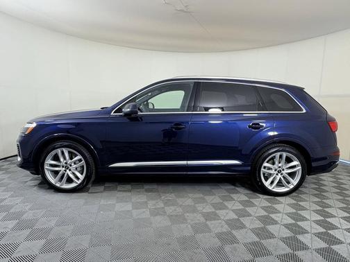 2025 Audi Q7 55 Premium Plus
