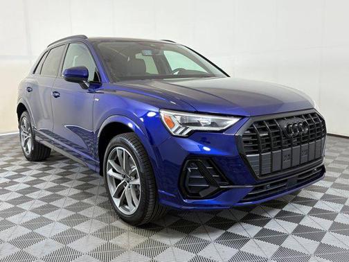 2025 Audi Q3 Premium 45 TFSI S line quattro Tiptronic