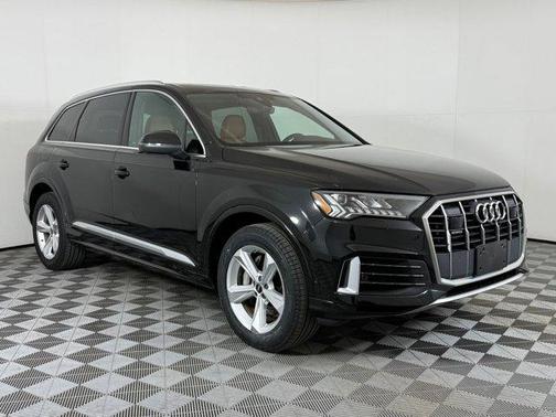 2023 Audi Q7 55 Premium