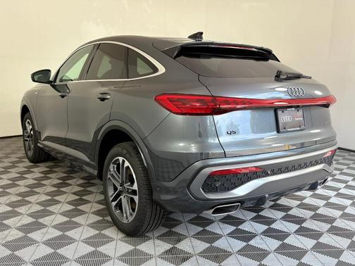 2025 Audi Q5 Premium Plus TFSI quattro S tronic