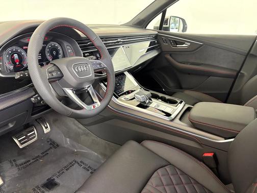 2026 Audi Q7 55 Prestige