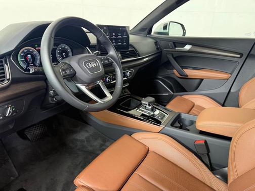 2024 Audi Q5 55 S line Premium Plus
