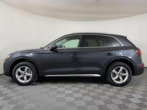 2023 Audi Q5 40 Premium