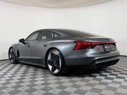 2023 Audi RS e-tron GT quattro