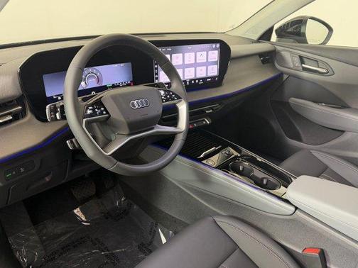 Arrow Gray Pearl Effect 2026 Audi Q3 TFSI quattro S tronic