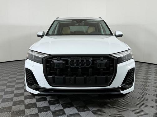 2026 Audi Q7 55 Premium Plus