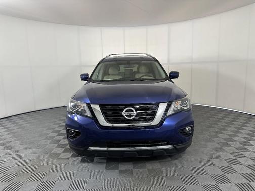 2019 Nissan Pathfinder SL