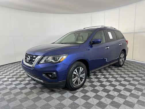 2019 Nissan Pathfinder SL
