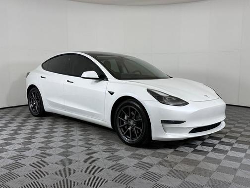 2021 Tesla Model 3 Long Range