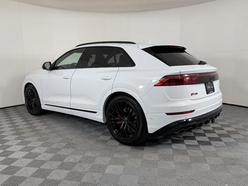 2026 Audi SQ8 4.0T Prestige