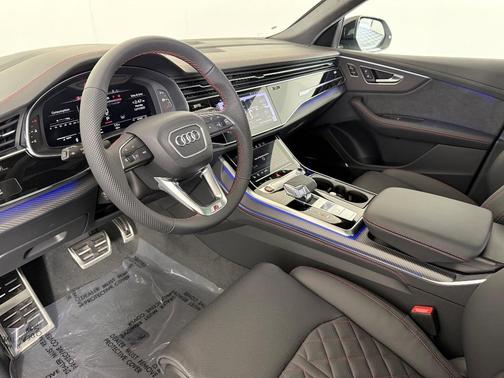 2026 Audi SQ8 4.0T Prestige