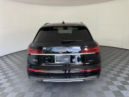 2025 Audi Q5 40 Premium Plus