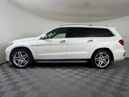 Diamond White Metallic 2015 Mercedes-Benz GL-Class 4MATIC