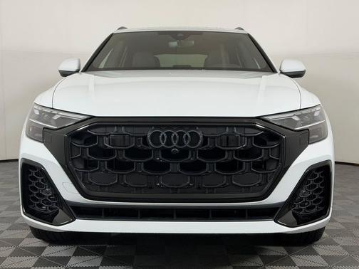 Glacier White Metallic 2026 Audi Q8 55 Premium Plus