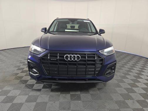 2025 Audi Q5 40 Premium